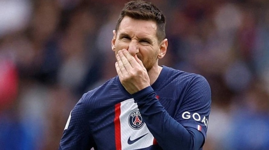 Lionel Messi (tại Paris Saint Germain) nhận mức lương 110 triệu USD/năm