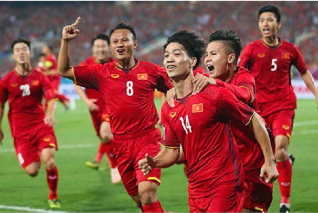 Đôi nét thông tin về mức lương của các cầu thủ Việt Nam 
